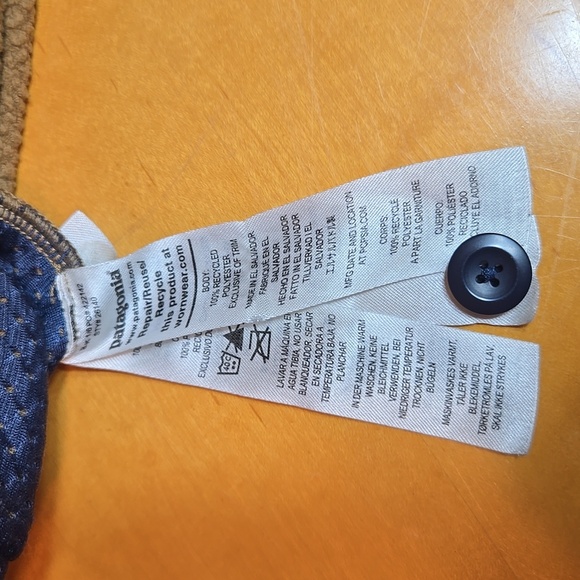 Patagonia Men's Button Pullover - Picture 7 of 7